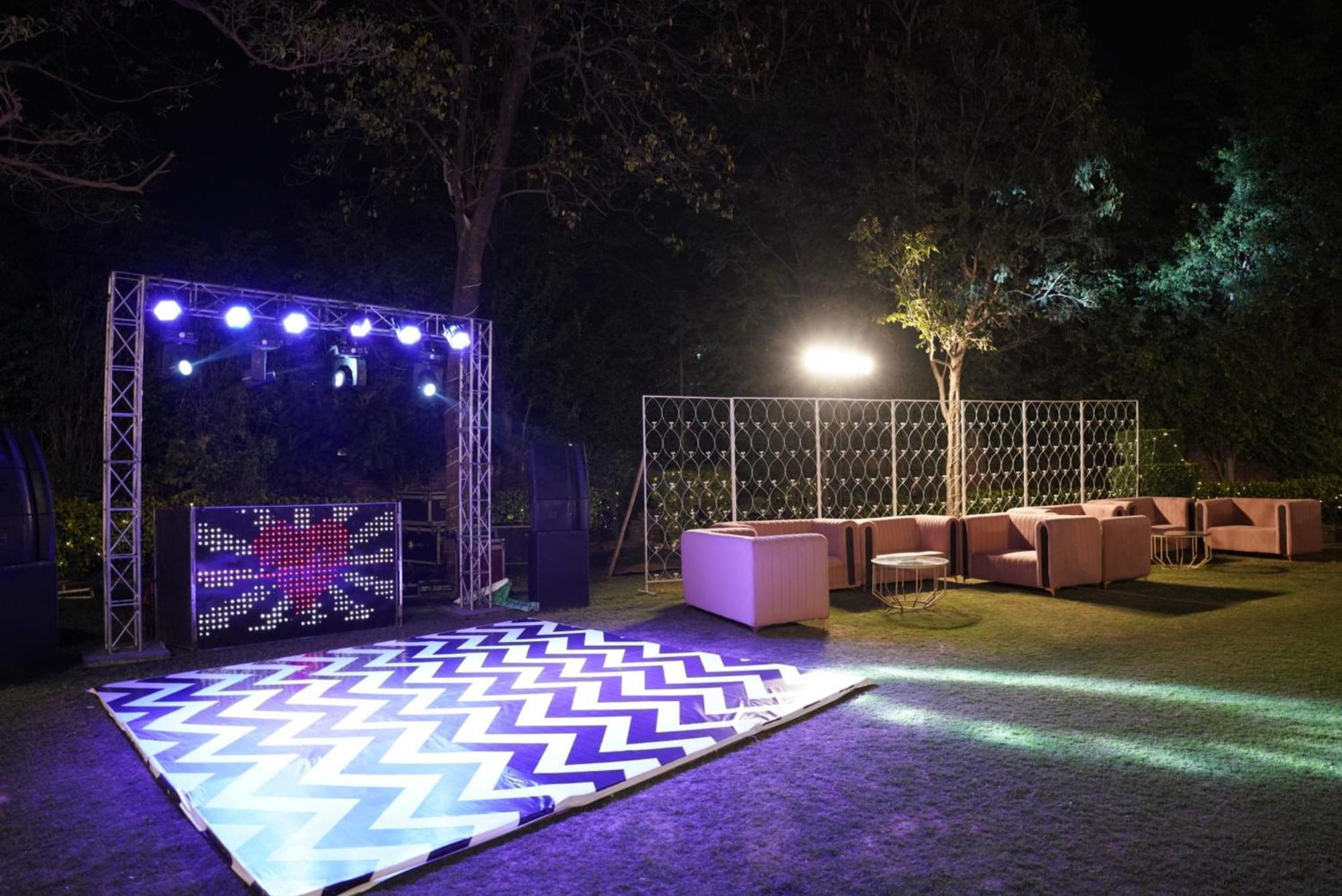 Goa Country Club Hotel Gurgaon Exterior photo